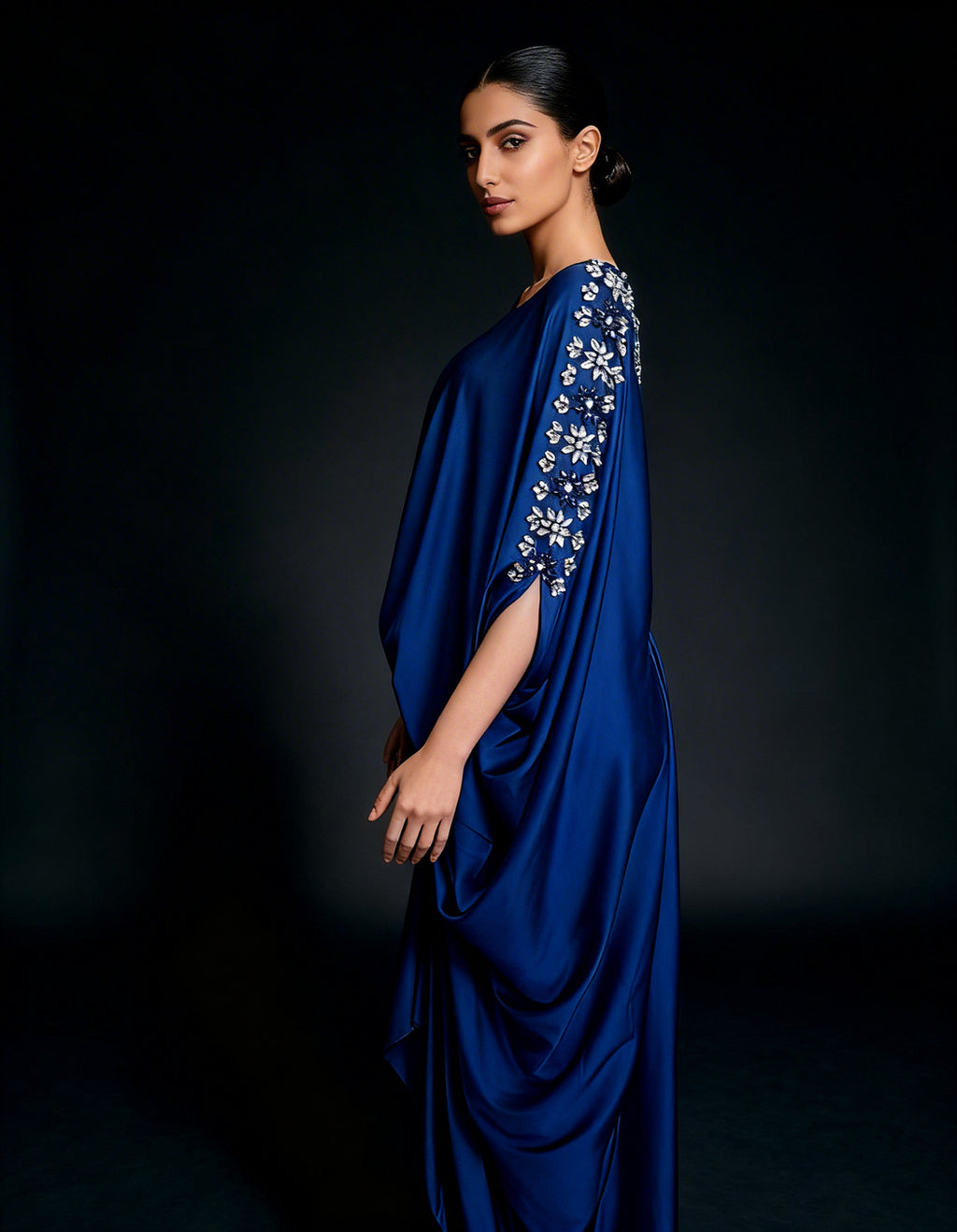 E4-15_BLACK_ES Black Embellished Kaftan