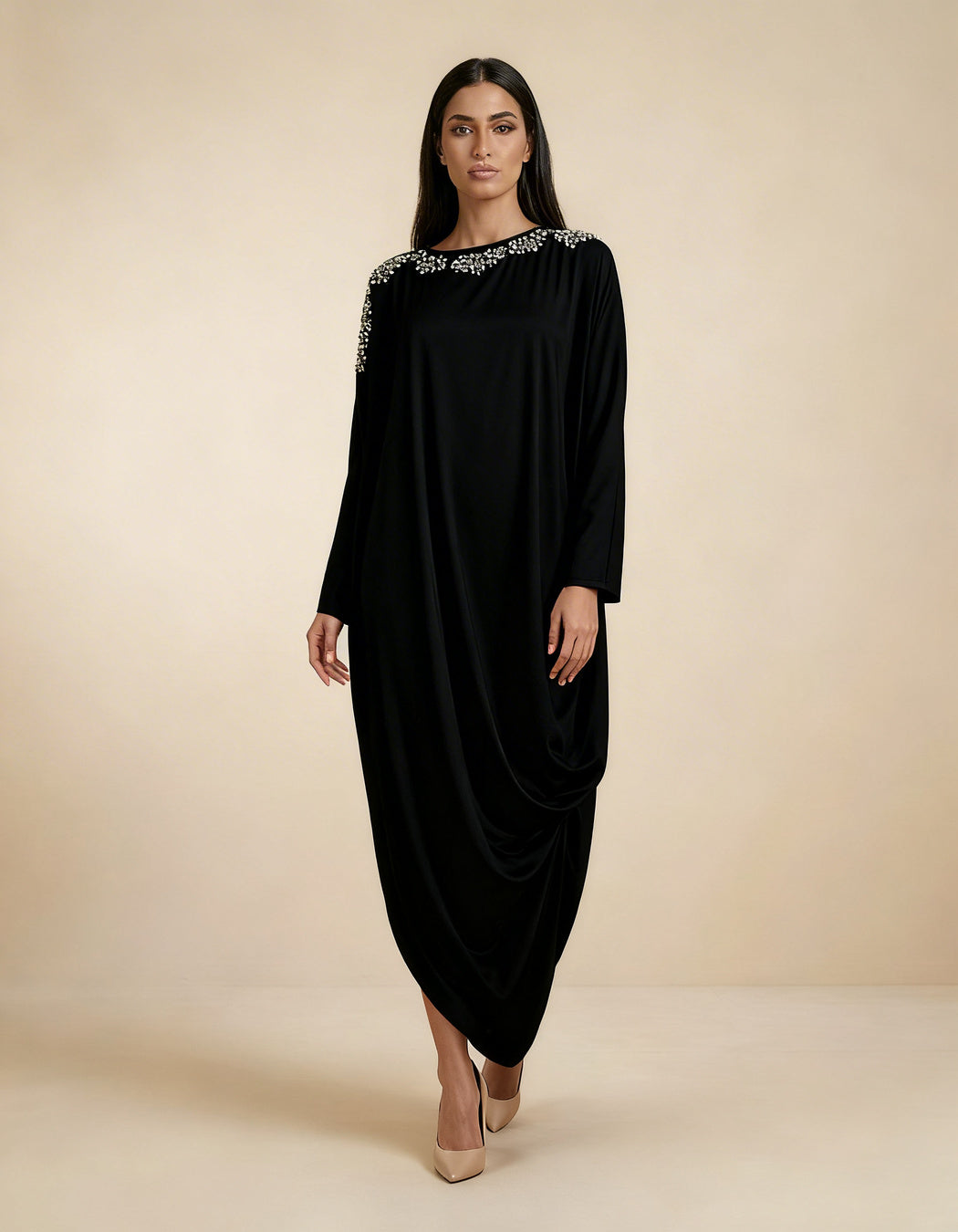 E4-17_BLACK_ES Scarlet Red Contemporary Kaftan