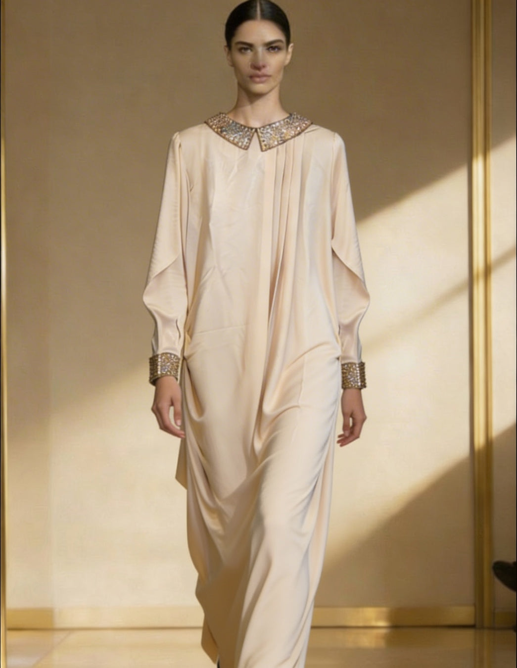 E4-3_CREAM_ES Ivory Cream Tailored Kaftan