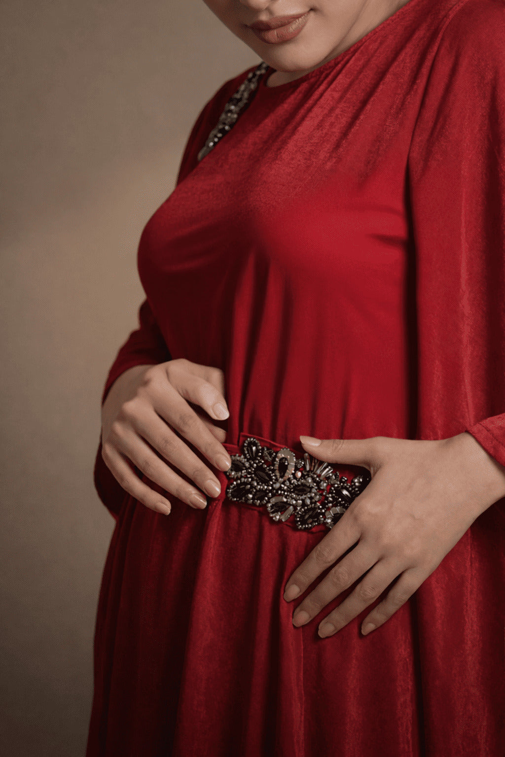 E4-7_RED_ES Crimson Red Minimal Kaftan